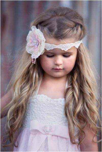 This beautiful dress for toddlers makes a pretty toddler girls wedding dress This beautiful dress for toddlers makes a pretty toddler girls wedding dress