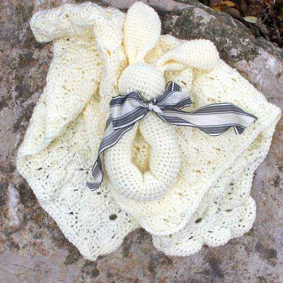 Amazon.com: Baby Thin Flannel Blanket with Hand-crocheted Border